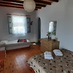 Haus Sifnaios Андипарос